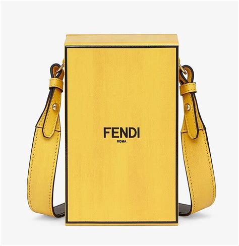 bolsa fendi transparente|bolsas de piel fendi.